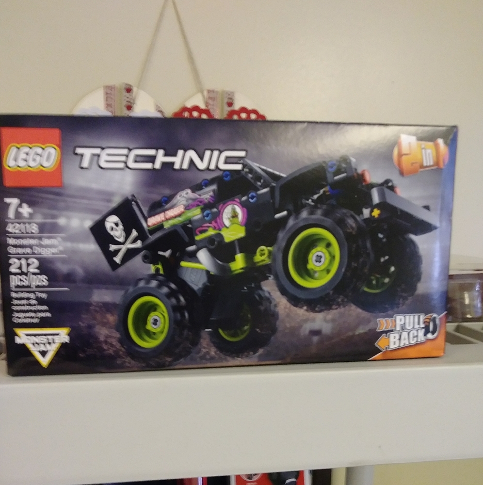 Boys Legos Technic